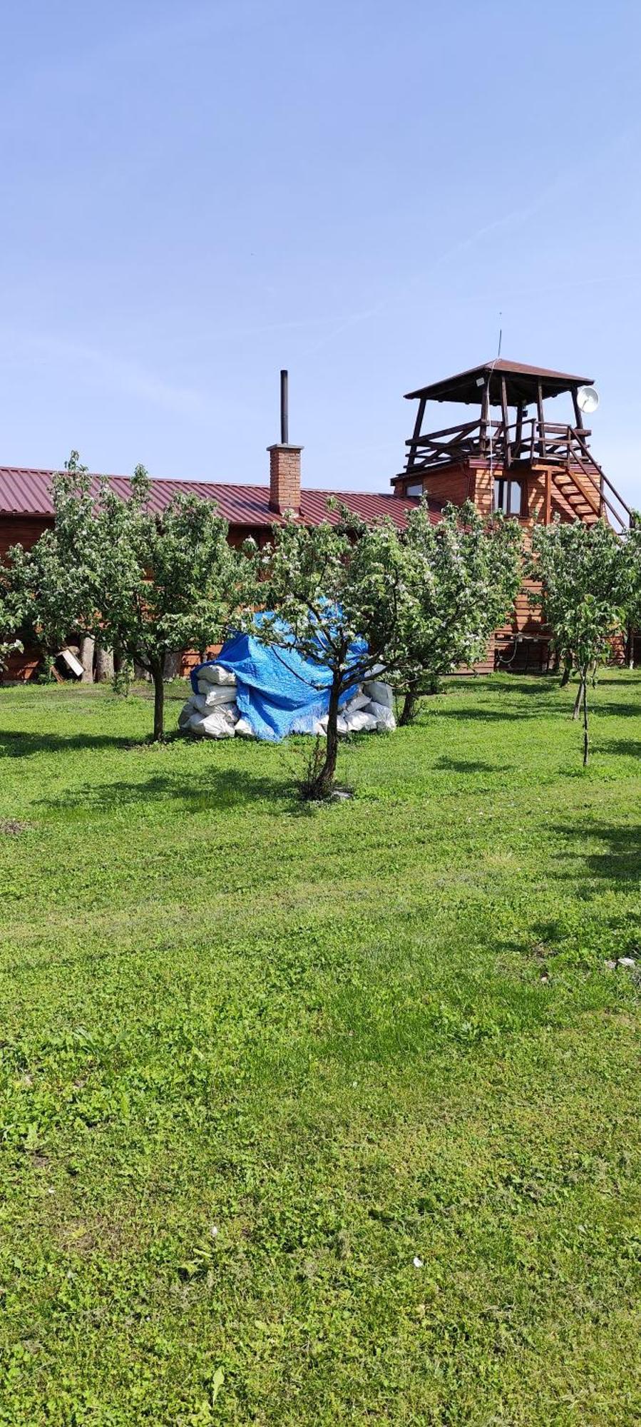 Salas Farma 47-Miris Dunja Cenej Exterior photo